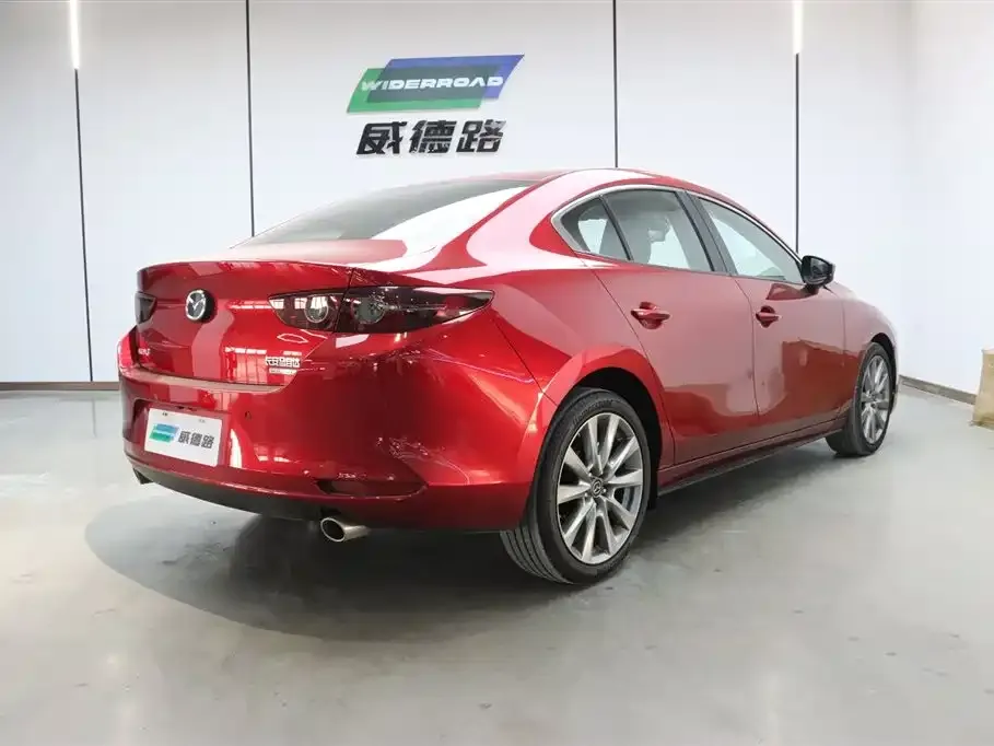 Mazda 3 Axela 2021 из CN, фото 4
