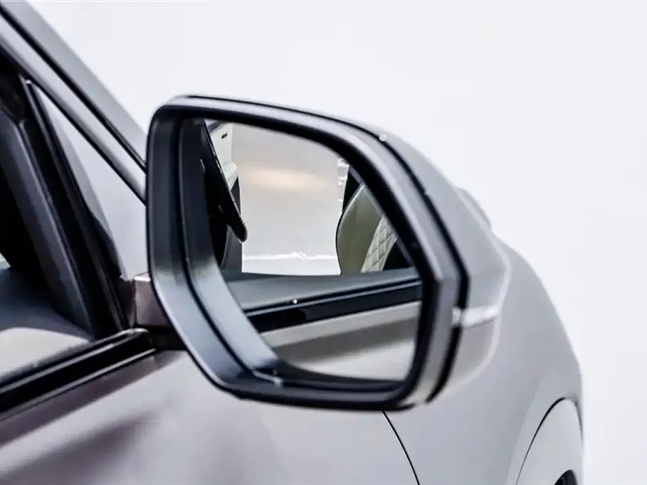 Audi Q6 2023 из CN, фото 5