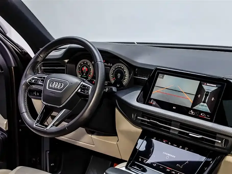 Audi Q6 2023 из CN, фото 8