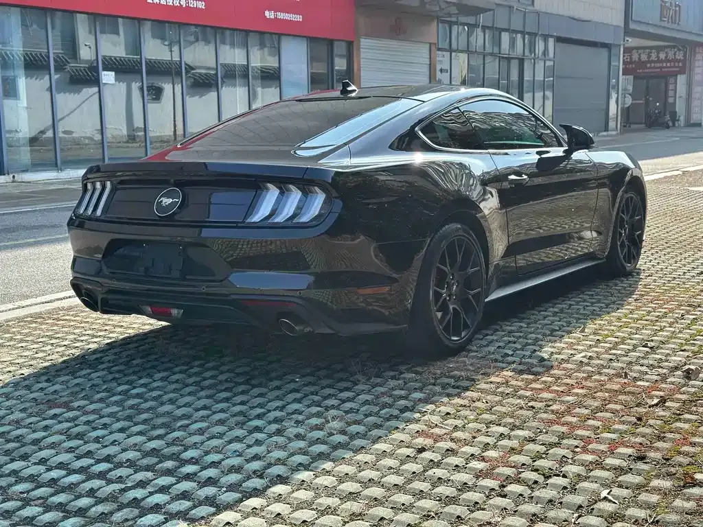 Ford Mustang 2023 из CN, фото 7
