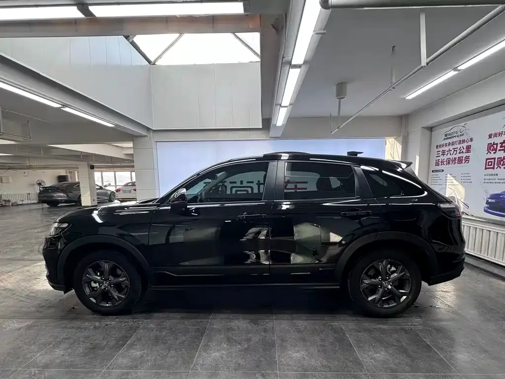 Honda HR-V 2023 из CN, фото 9