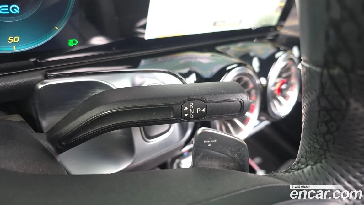 Mercedes-Benz EQB 2023 из KR, фото 4