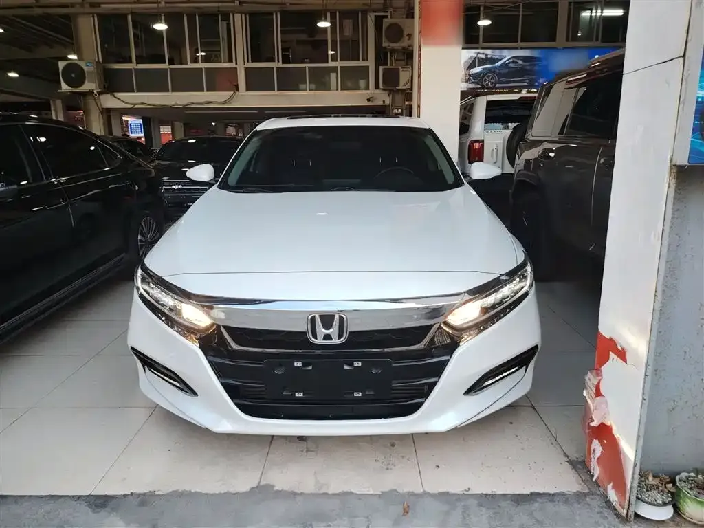 Honda Accord 2021 из CN, фото 2