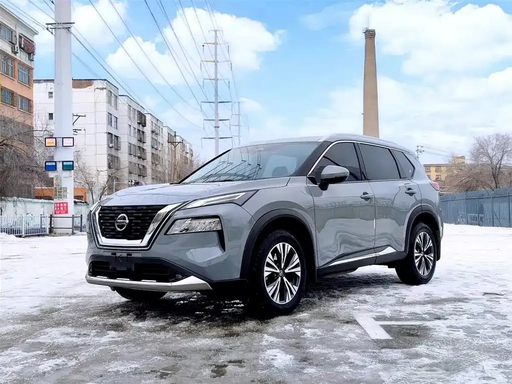 Nissan X-Trail — фото 1