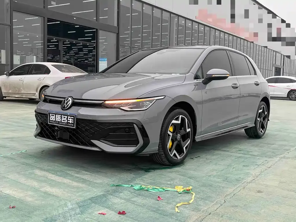 Volkswagen Golf 2025 из CN, фото 1