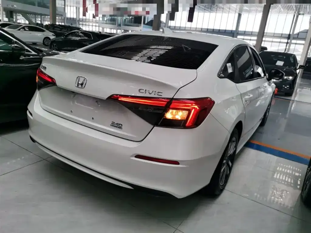 Honda Civic 2023 из CN, фото 9