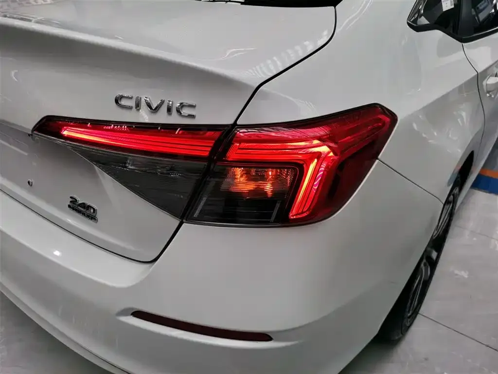 Honda Civic 2023 из CN, фото 5