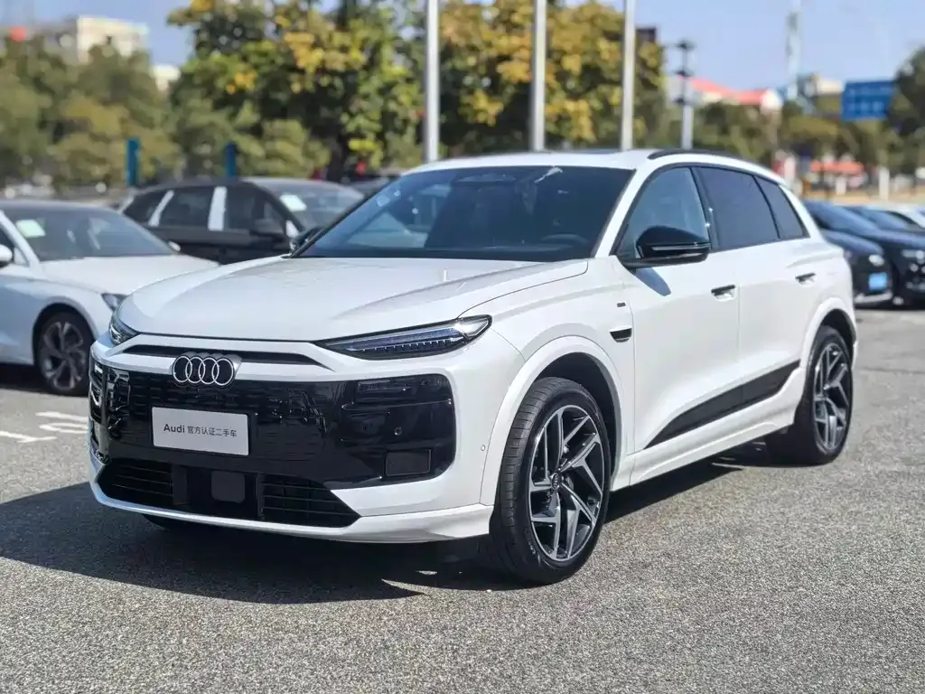 Audi Q6L e-tron