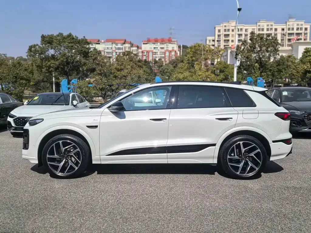 Audi Q6L e-tron 2025 из CN, фото 7