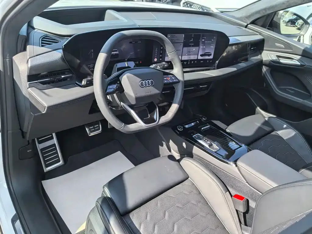 Audi Q6L e-tron 2025 из CN, фото 4