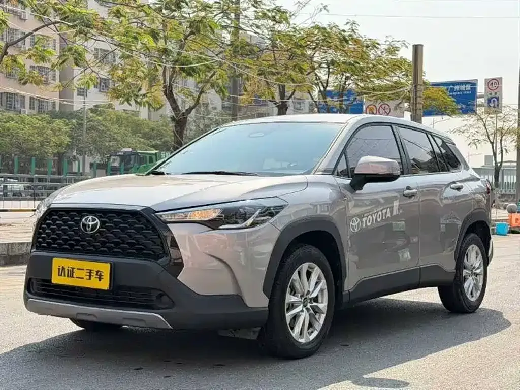 Toyota Corolla Cross 2024 из CN, фото 1