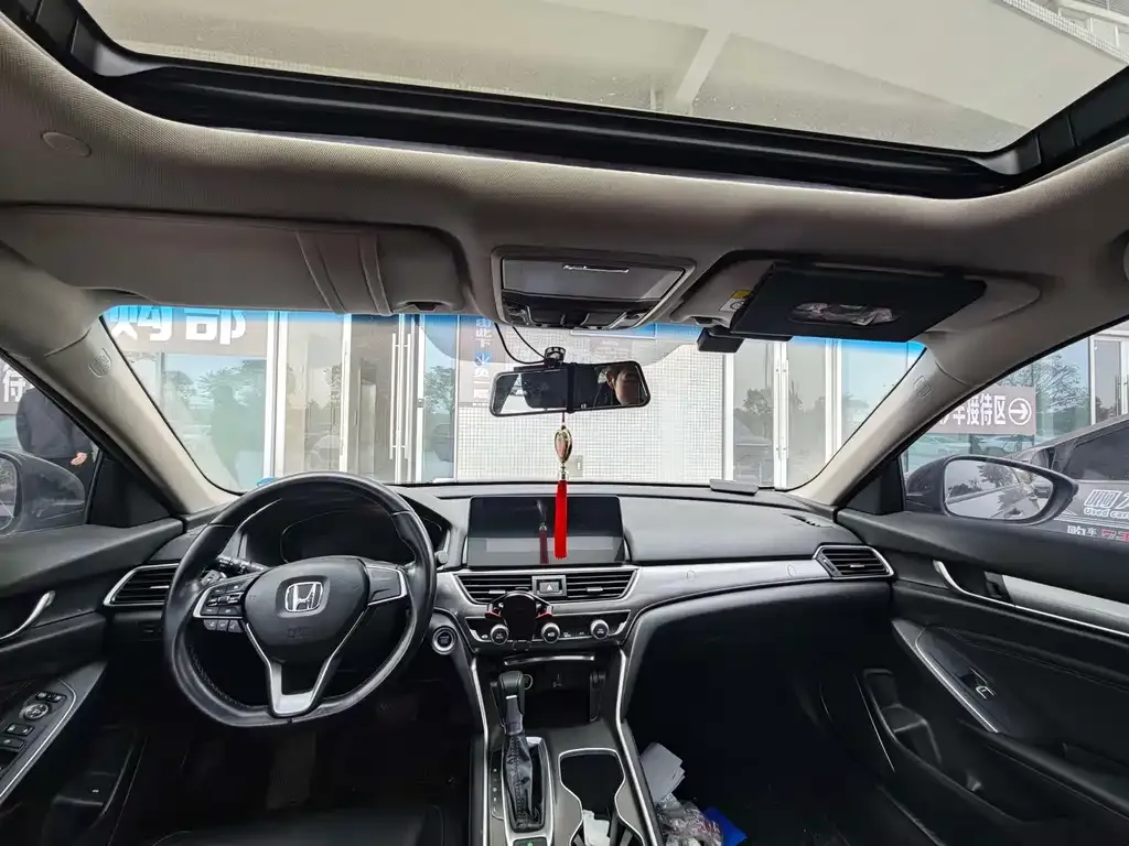 Honda Accord 2021 из CN, фото 2
