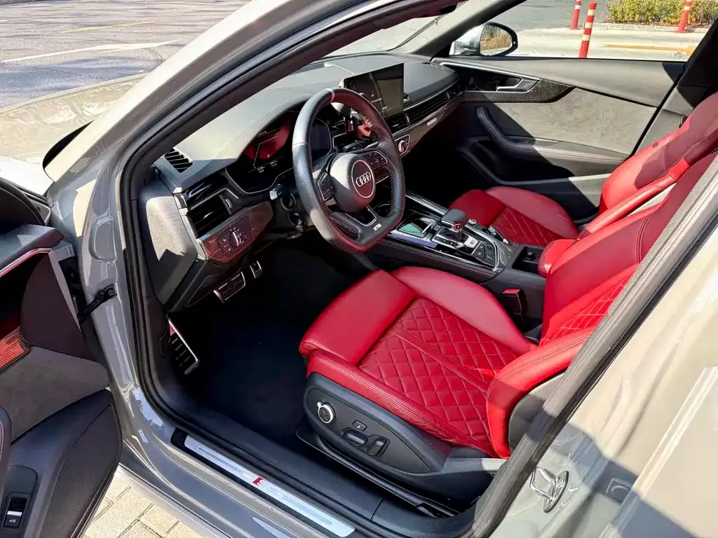 Audi S4 2021 из CN, фото 3