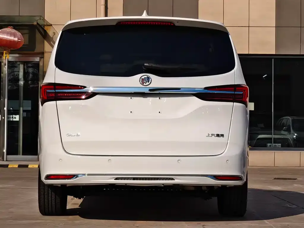 Buick GL8 2025 из CN, фото 3