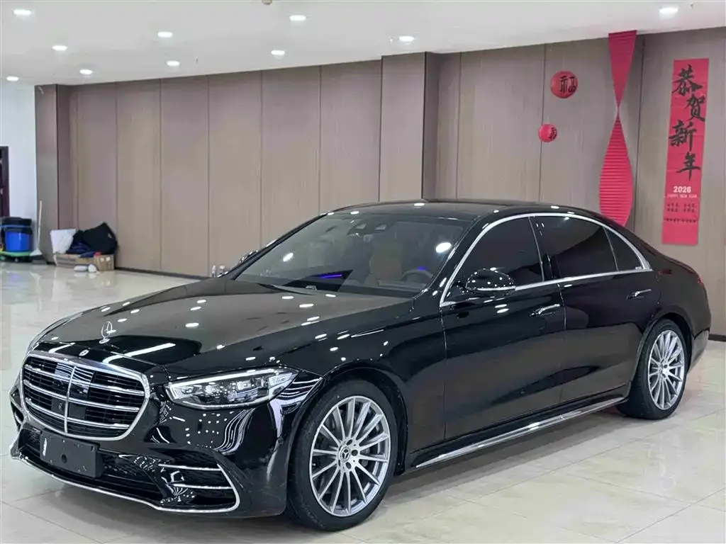 Mercedes-Benz S-Class — фото 1