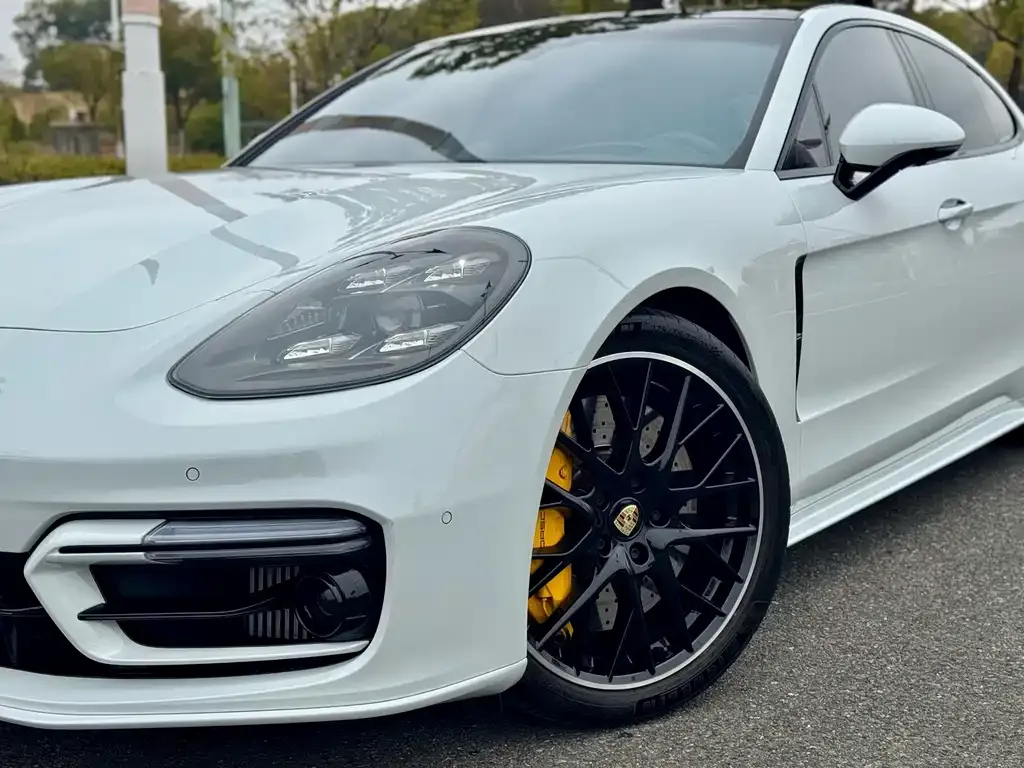 Porsche Panamera — фото 4