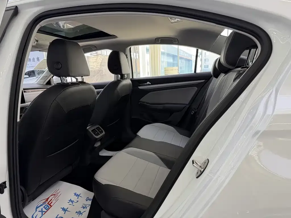 Volkswagen Bora 2026 из CN, фото 7