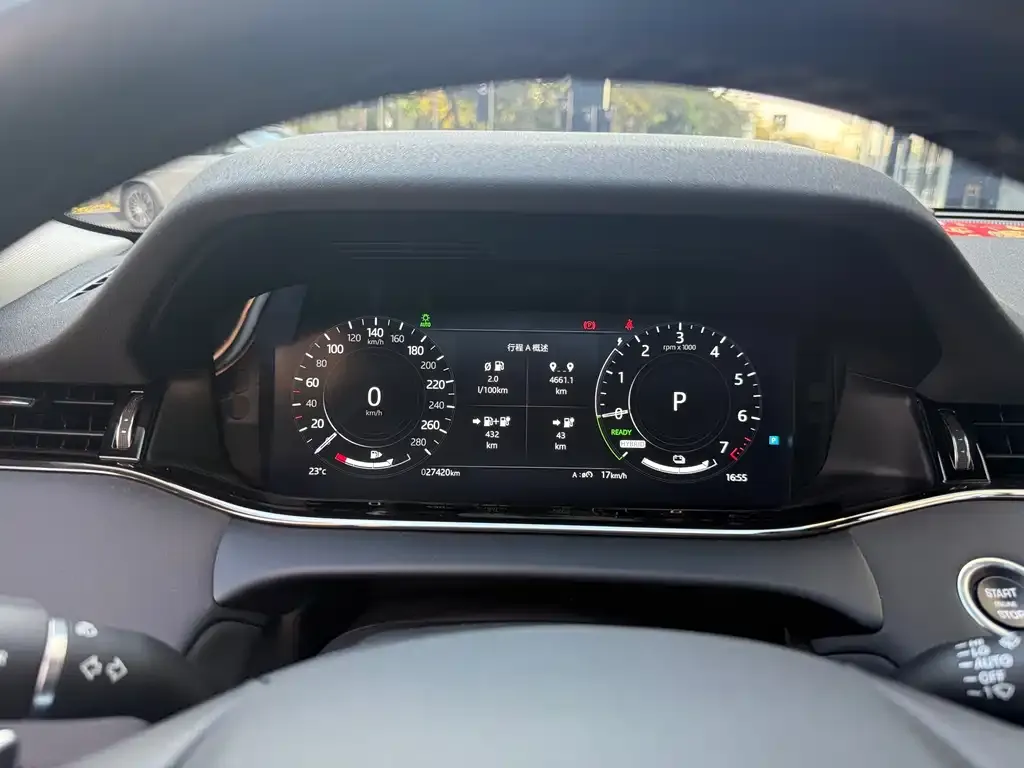 Land Rover Evoque PHEV 2022 из CN, фото 2