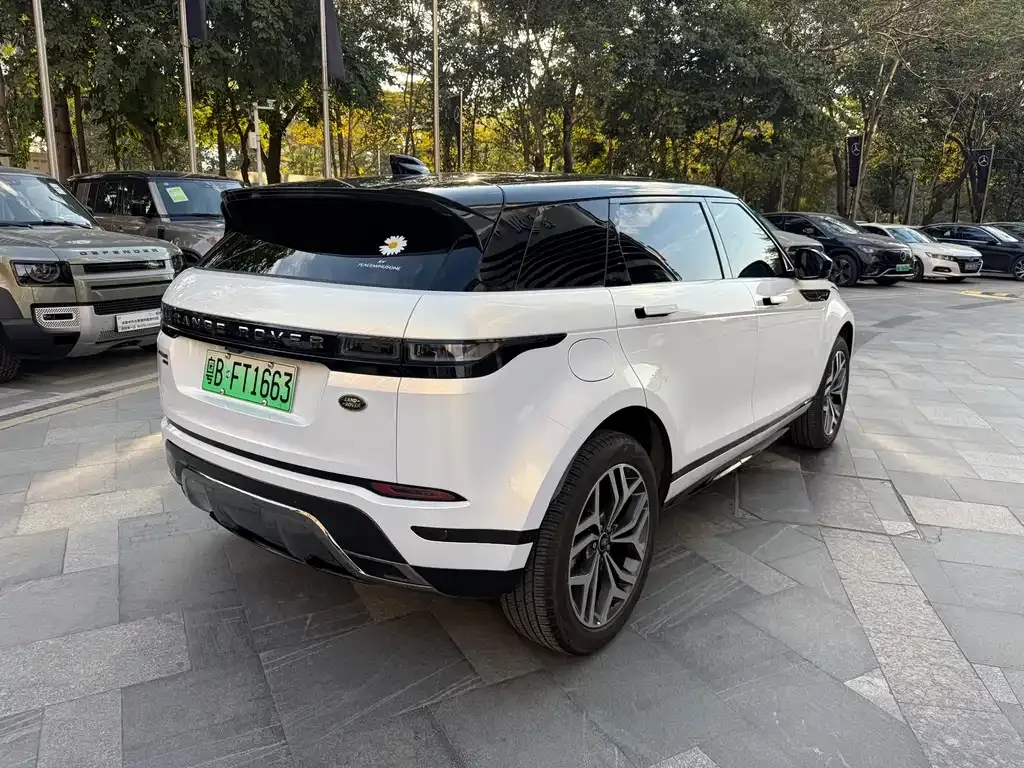 Land Rover Evoque PHEV 2022 из CN, фото 8