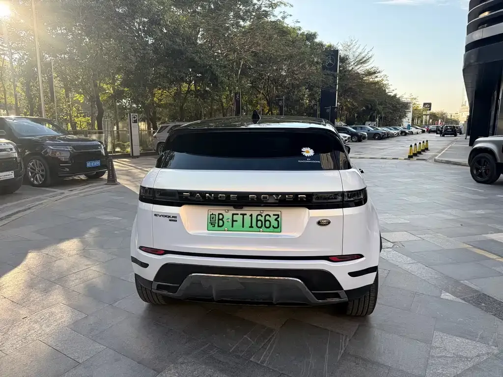 Land Rover Evoque PHEV 2022 из CN, фото 9
