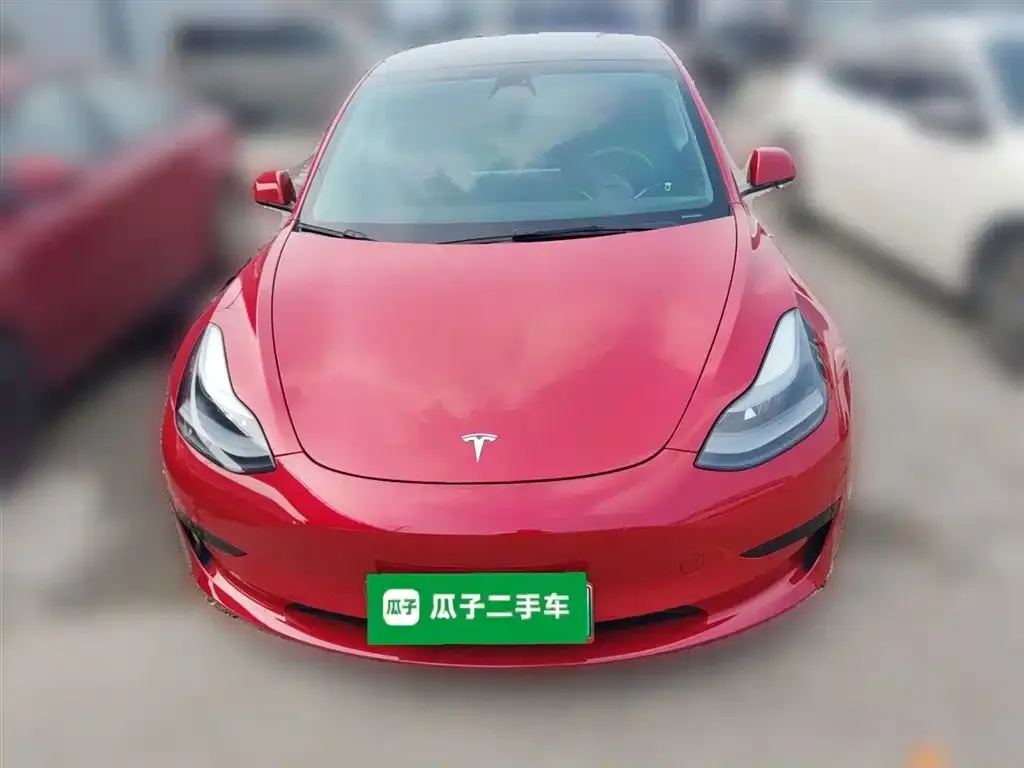 Tesla Model 3 — фото 5