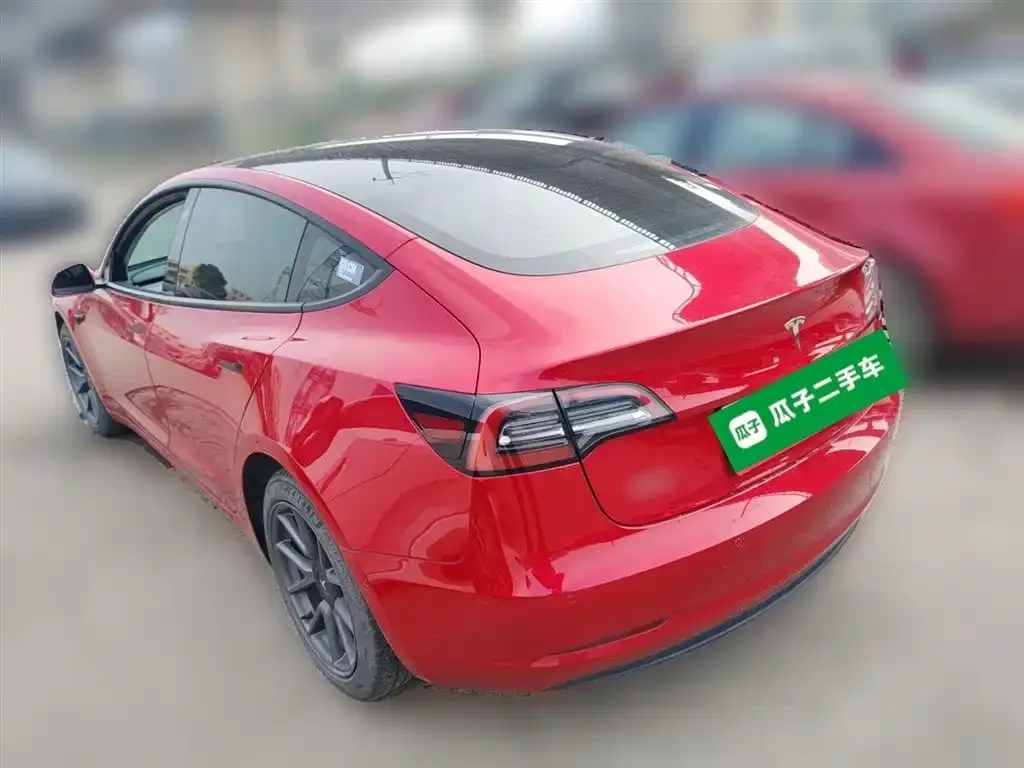 Tesla Model 3 — фото 6