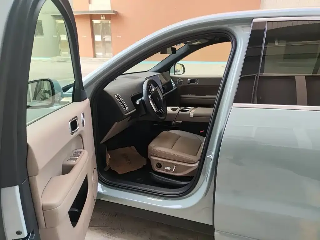 Li Auto L6 2025 из CN, фото 6