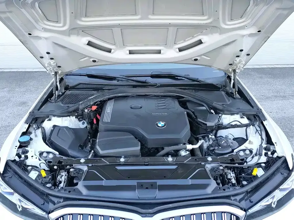 BMW 3 Series 2025 из CN, фото 5