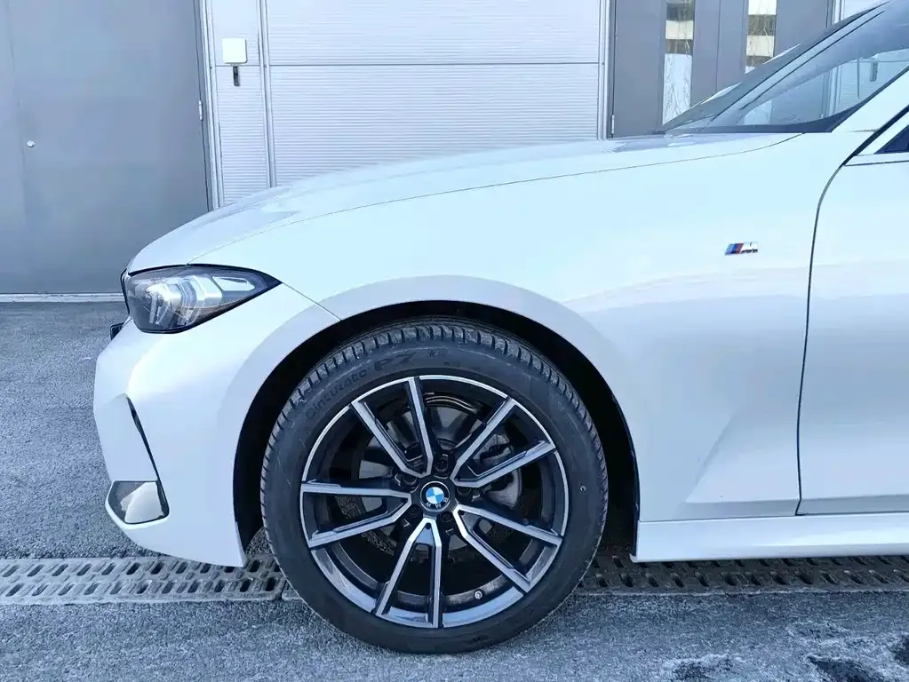BMW 3 Series 2025 из CN, фото 3