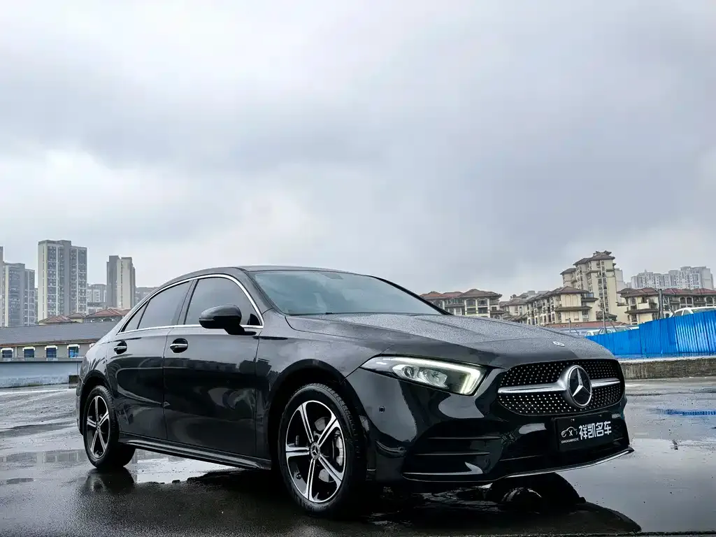 Mercedes-Benz A-Class 2023 из CN, фото 2