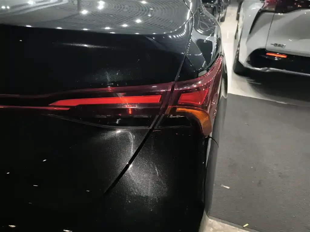 Toyota Avalon 2024 из CN, фото 2