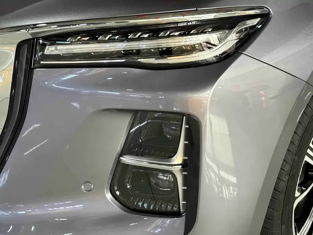 Hongqi H5 PHEV 2025 из CN, фото 2