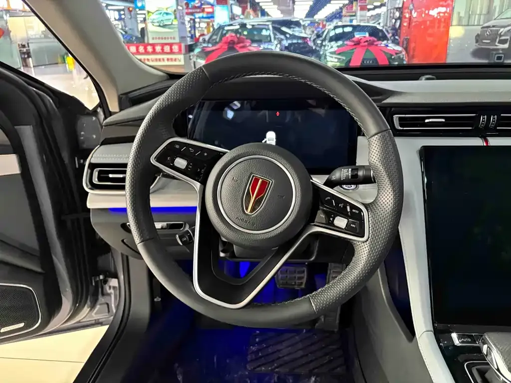 Hongqi H5 PHEV 2025 из CN, фото 10