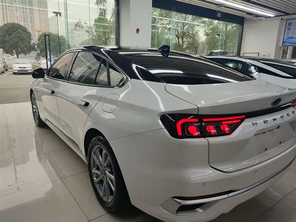 Ford Mondeo 2024 из CN, фото 9