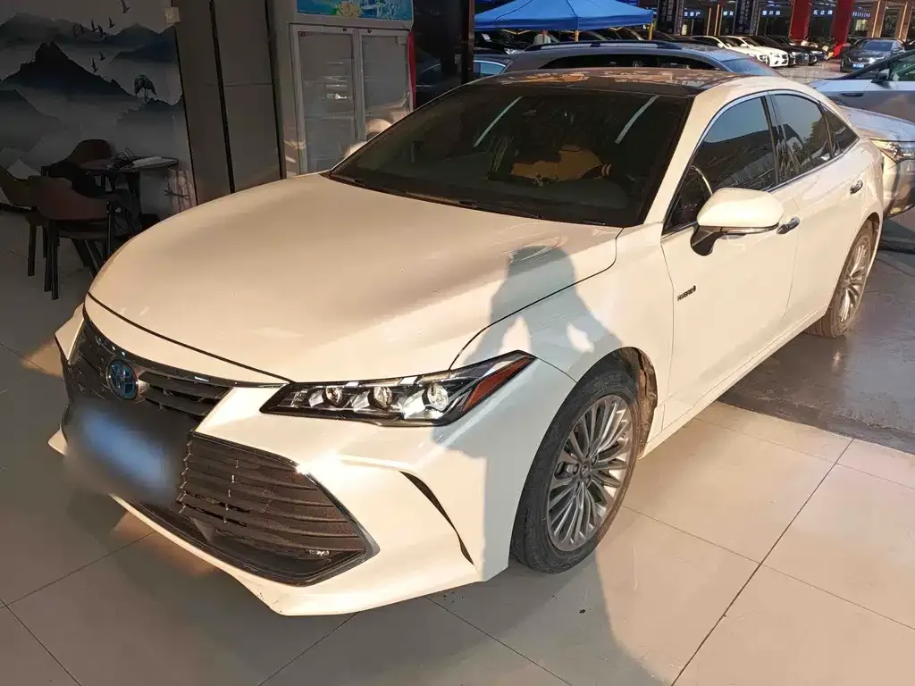 Toyota Avalon 2022 из CN, фото 1
