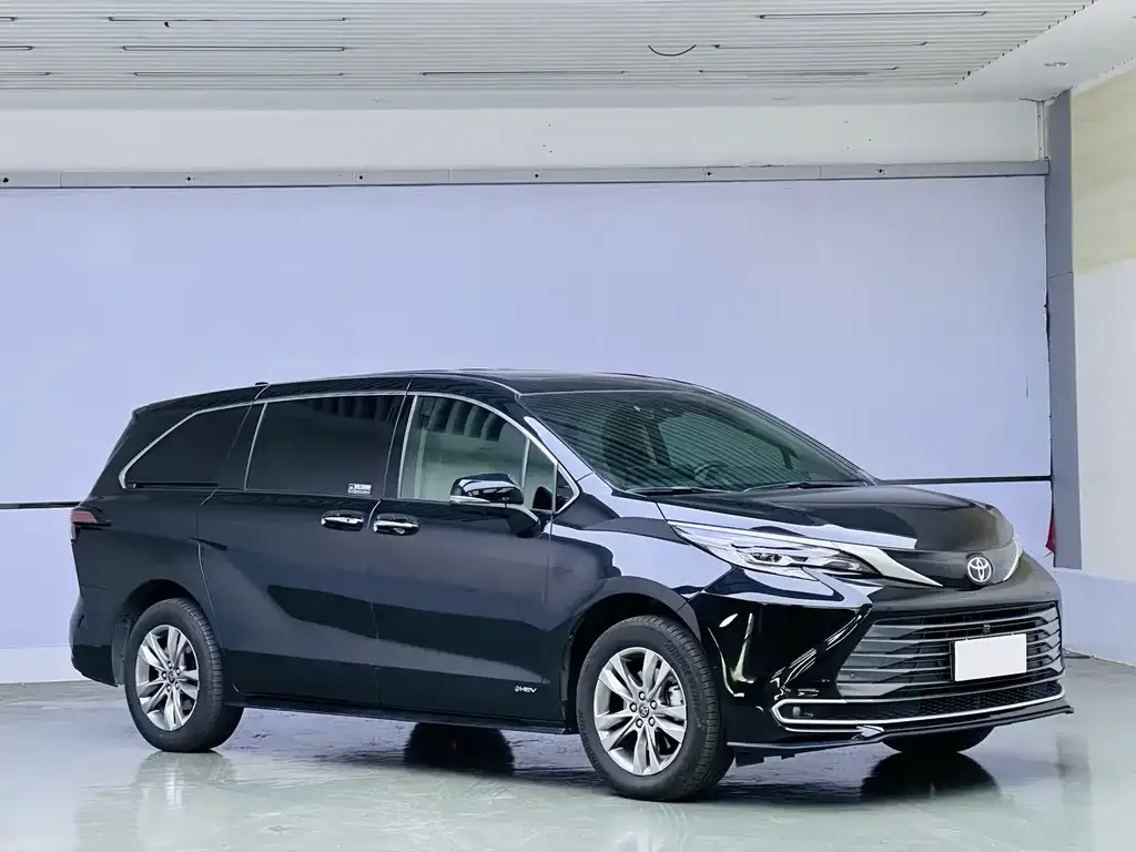 Toyota Sienna 2024 из CN, фото 6