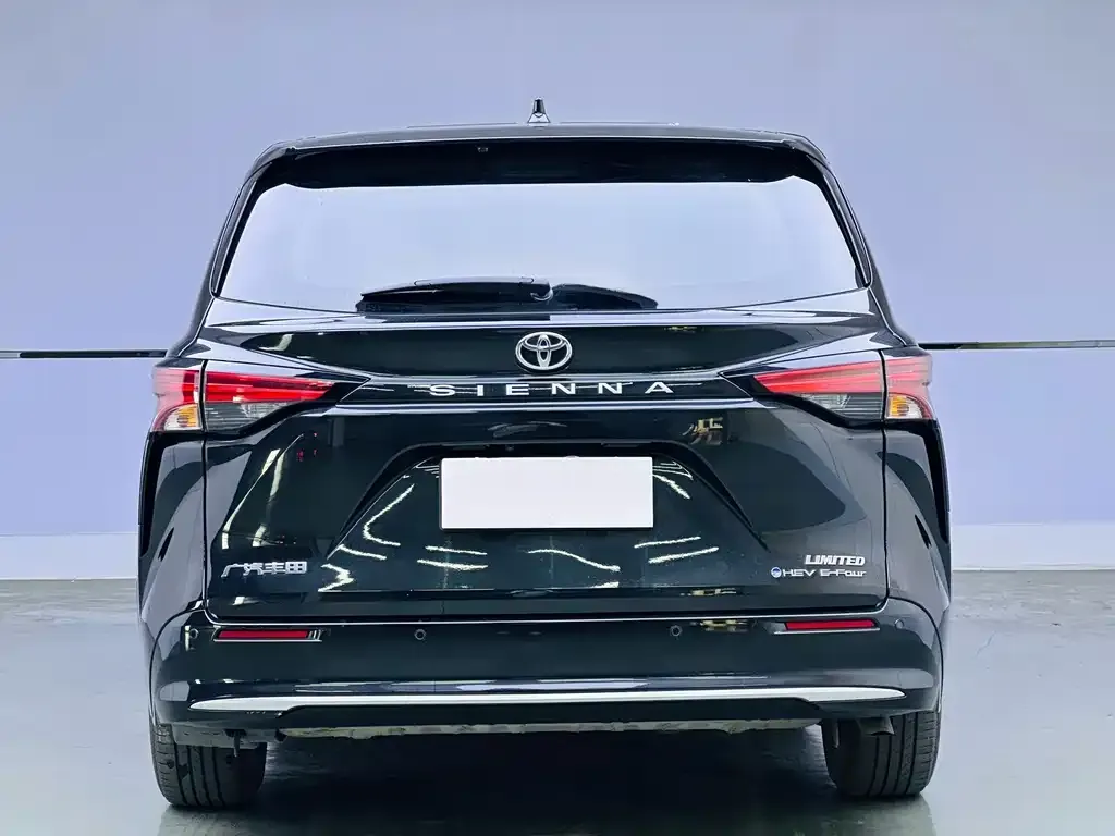 Toyota Sienna 2024 из CN, фото 10