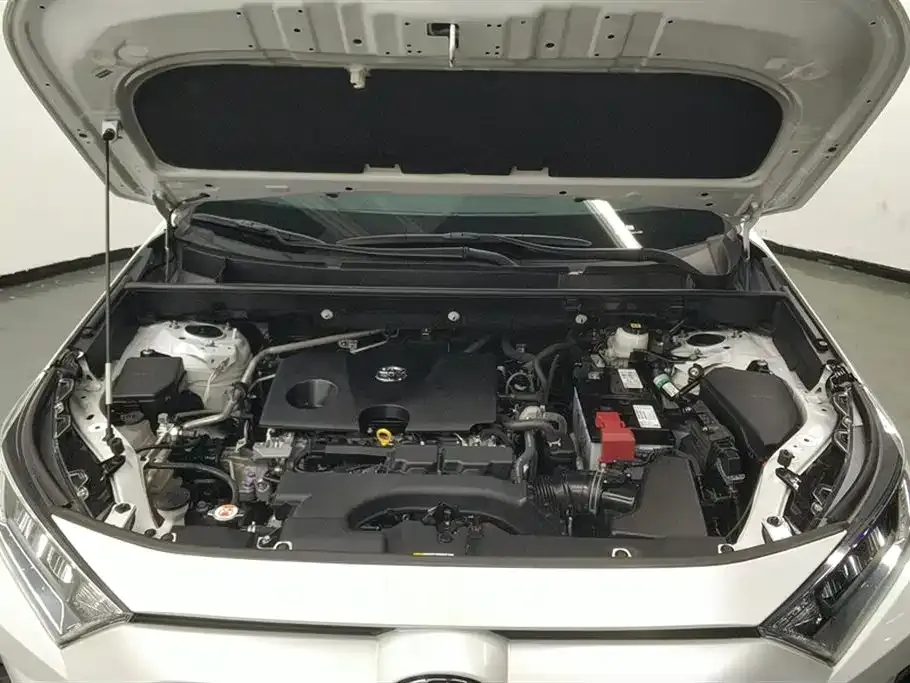 Toyota RAV4 2022 из CN, фото 10