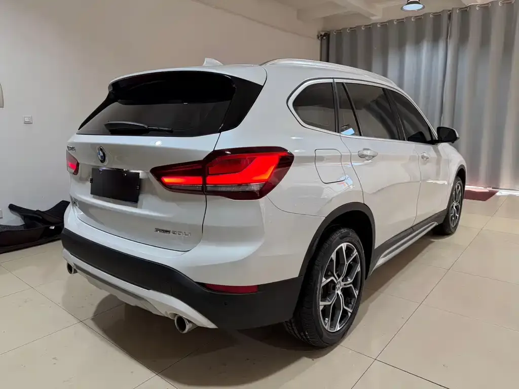 BMW X1 — фото 4