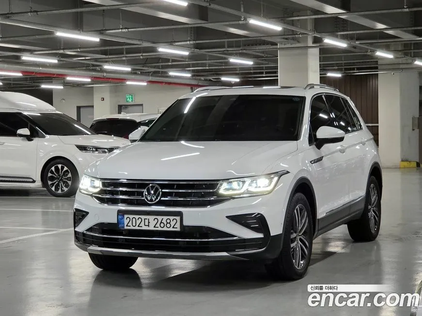 Volkswagen Tiguan — фото 8