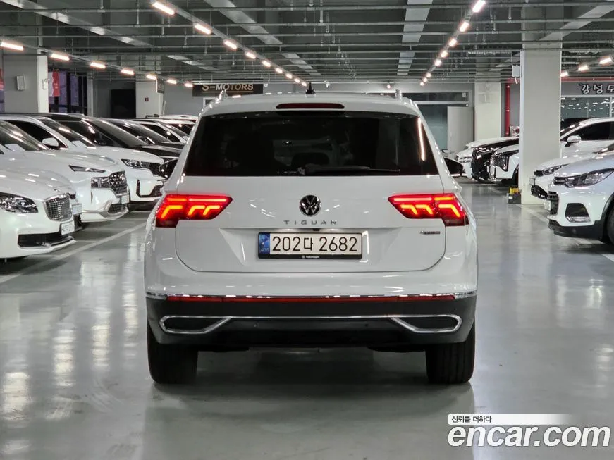Volkswagen Tiguan — фото 5