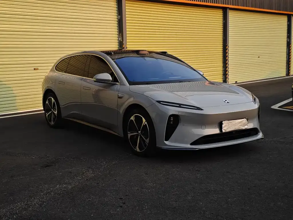 NIO ET5T 2024 из CN, фото 8