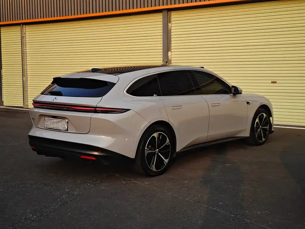 NIO ET5T 2024 из CN, фото 5