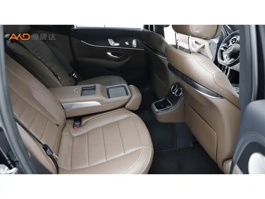 Mercedes-Benz E-Class 2023 из CN, фото 5