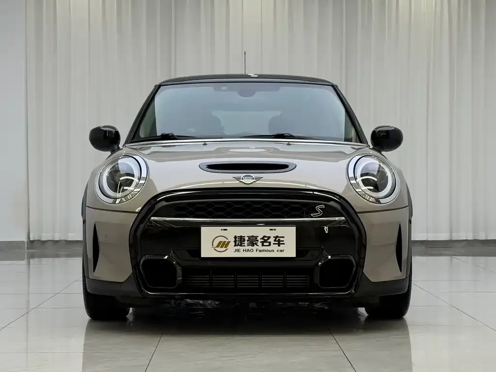 MINI Cooper (3-door) 2022 из CN, фото 2