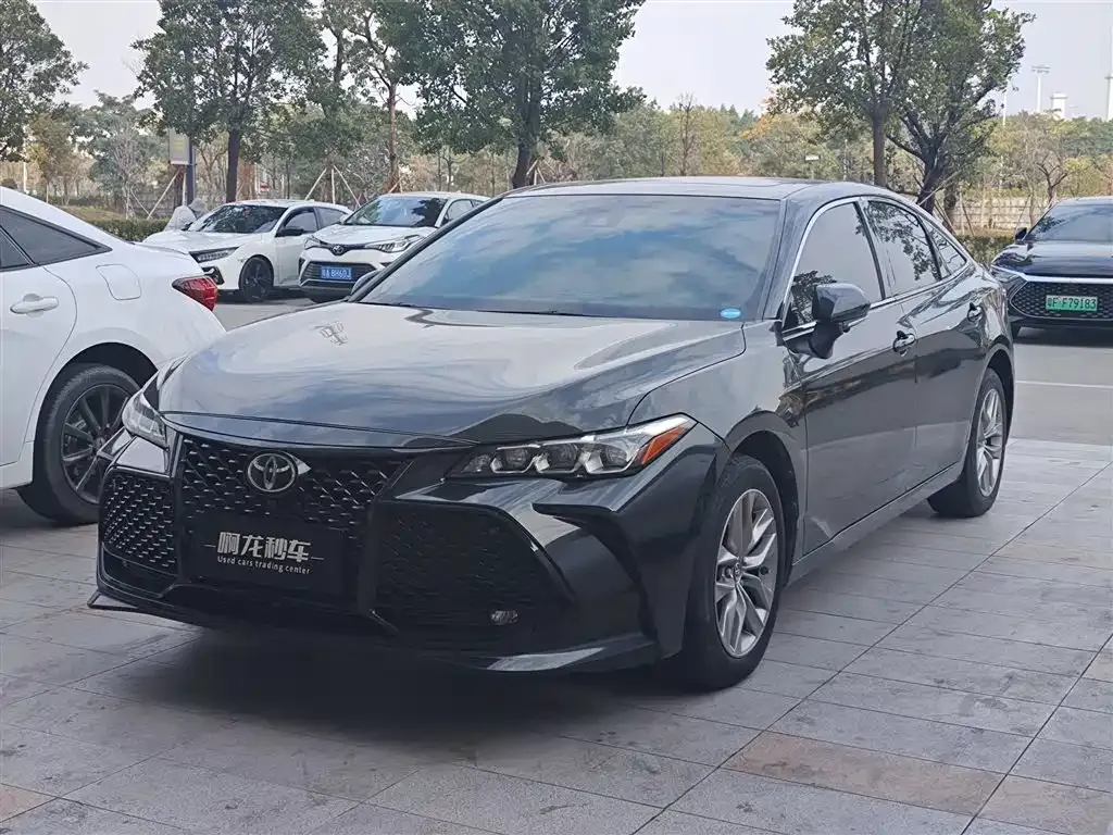 Toyota Avalon 2021 из CN, фото 1