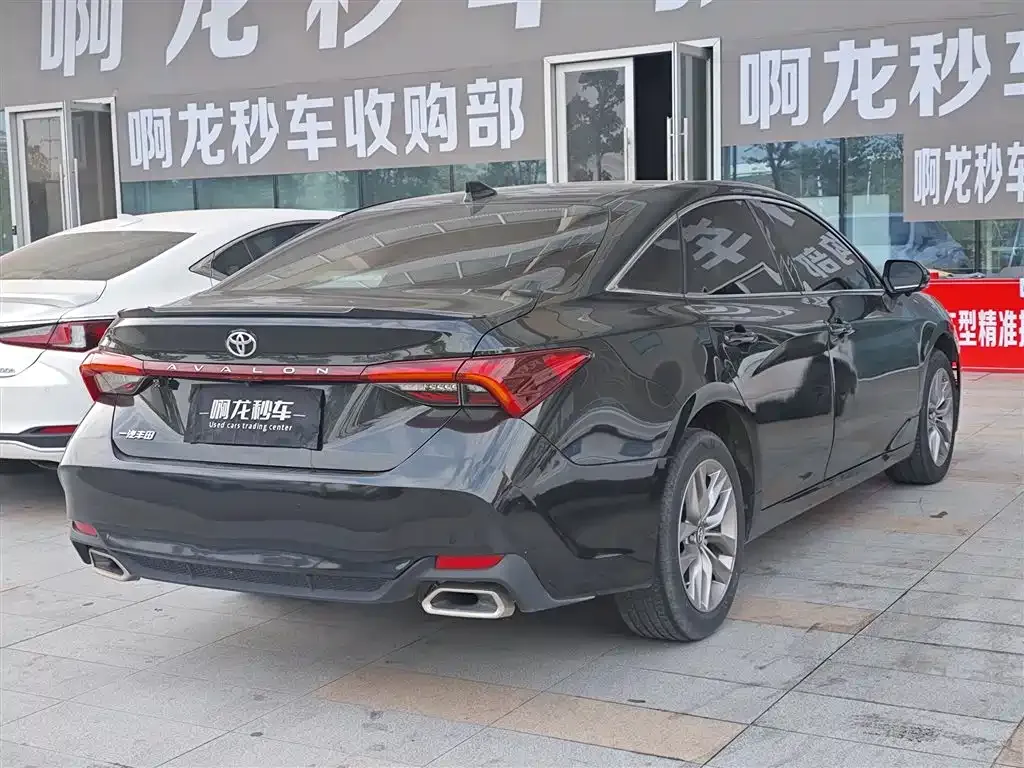 Toyota Avalon 2021 из CN, фото 3