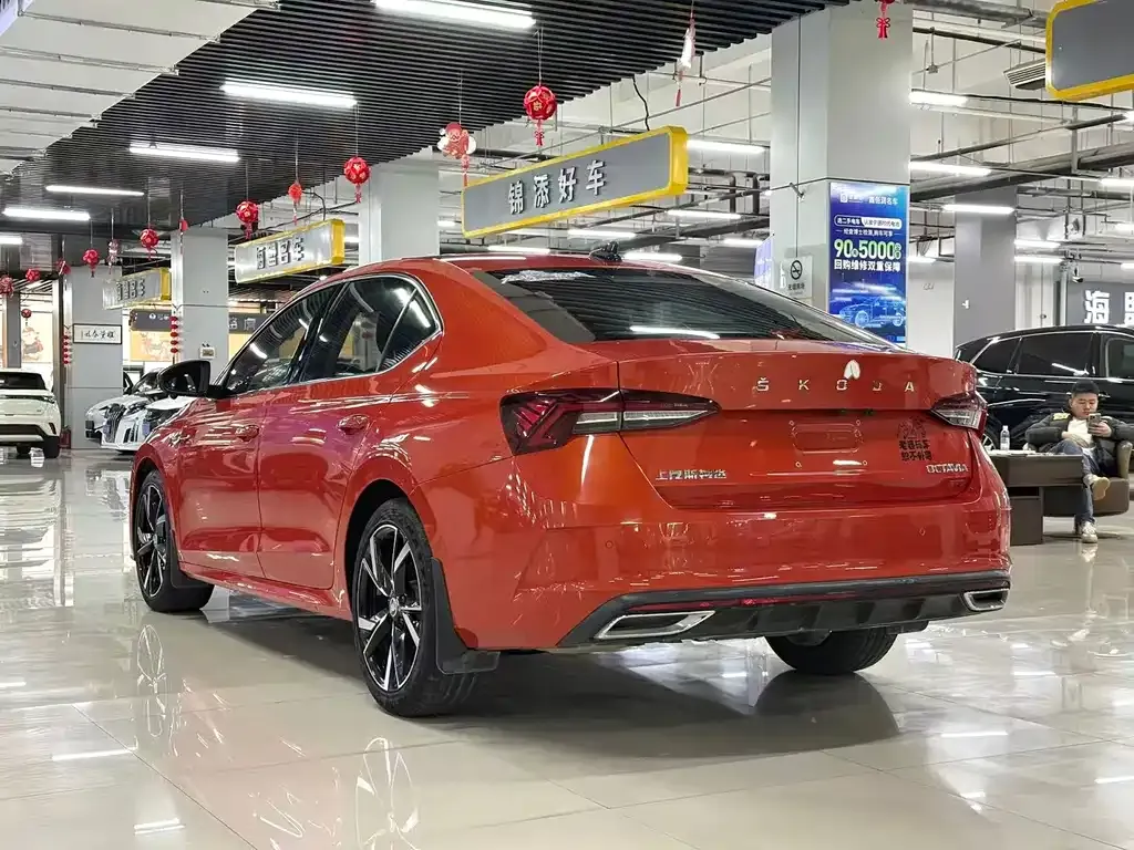 Skoda Octavia 2022 из CN, фото 4