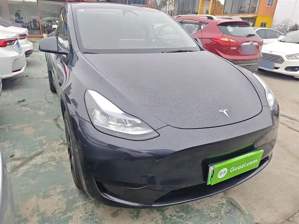 Tesla Model Y — фото 9