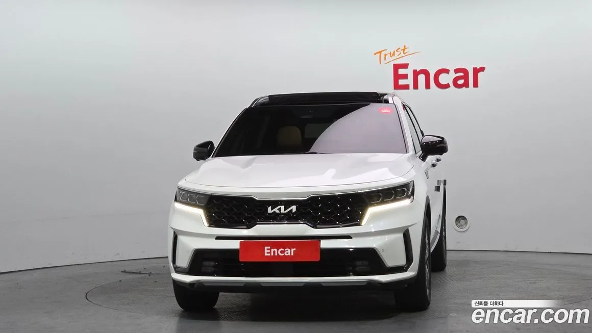Kia Sorento — фото 8